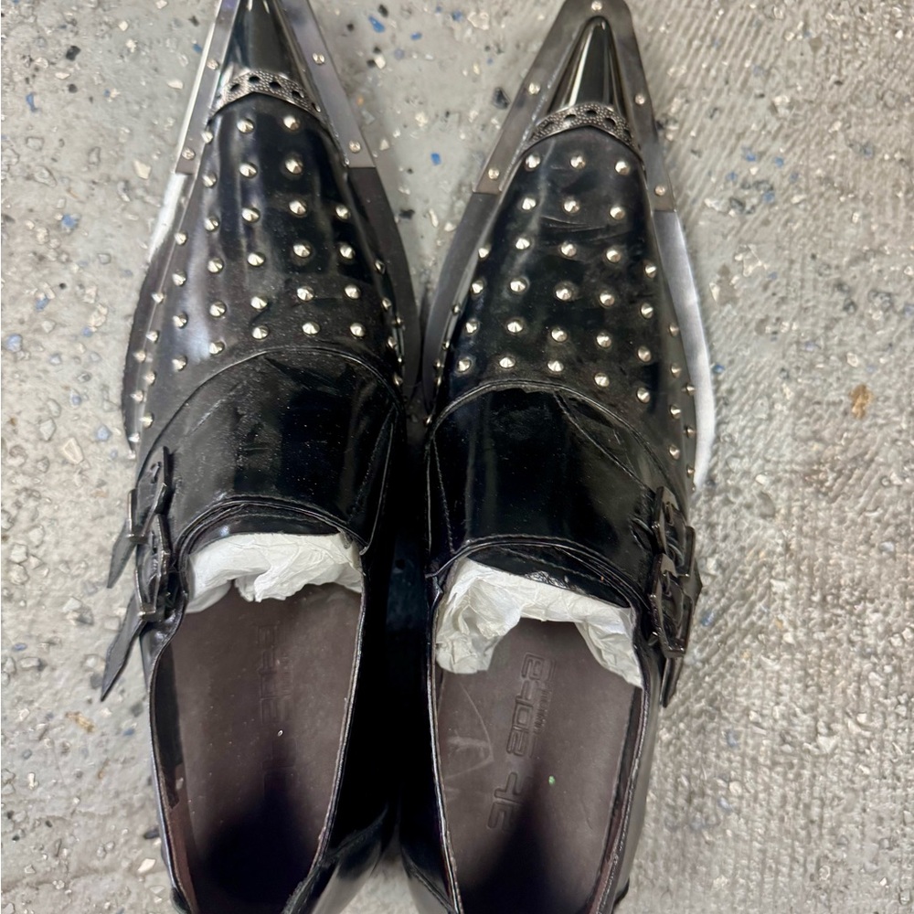 Black Studded Pointed Shoes